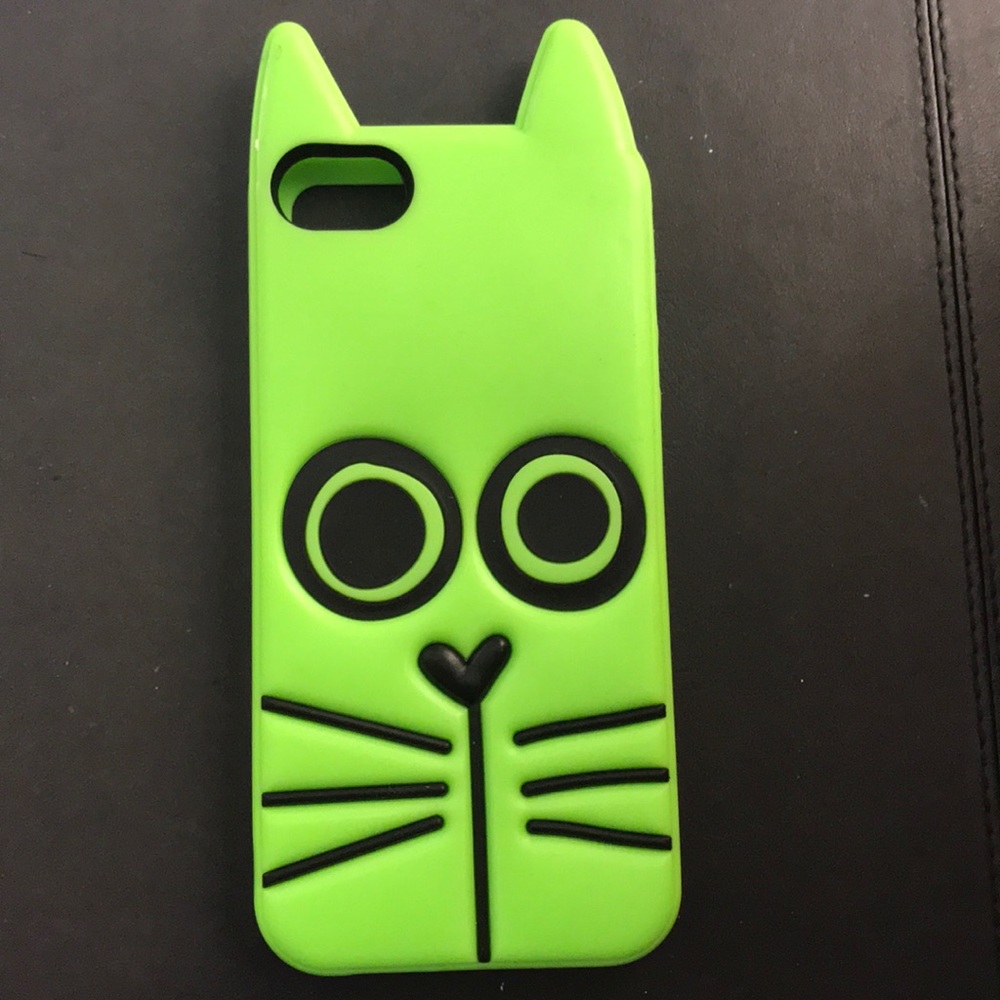 Marc Jacobs iPhone 5 case